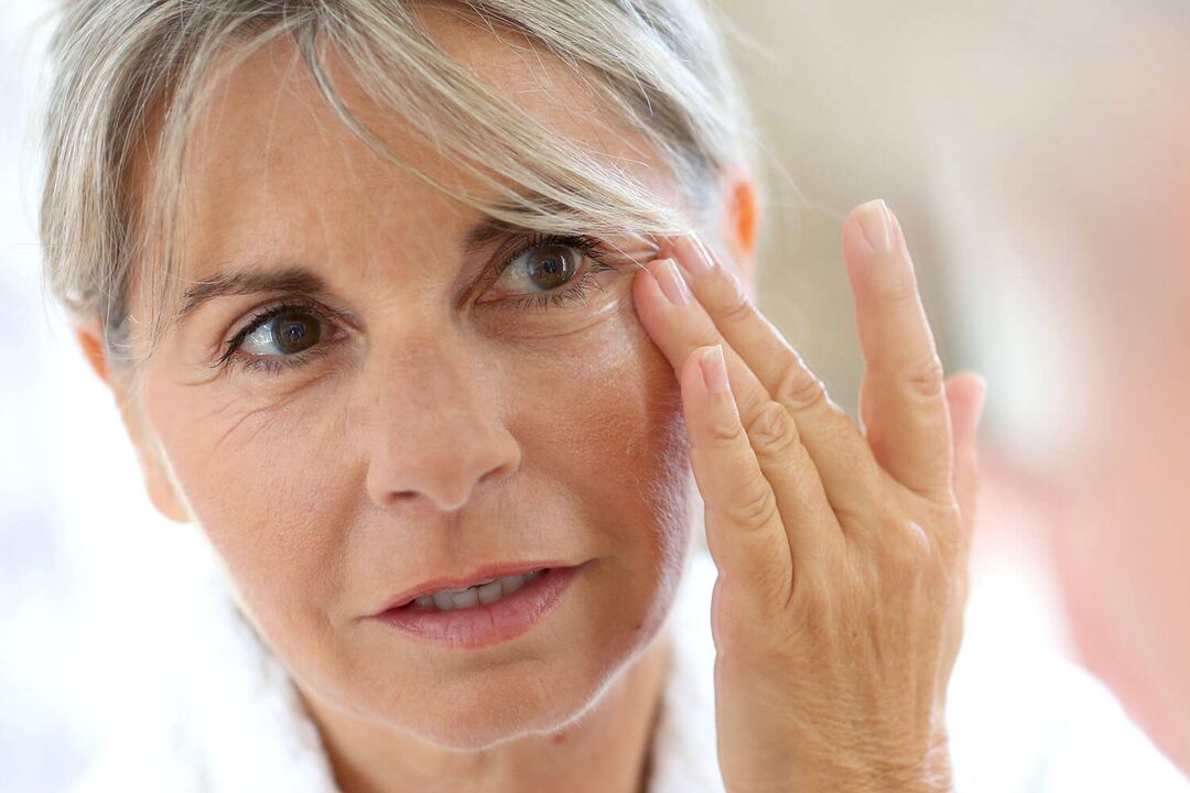 Self-massage for the face to help women aged 50+ stay young