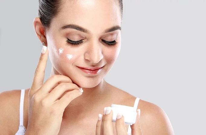 Before using the massager, apply a cream to your face